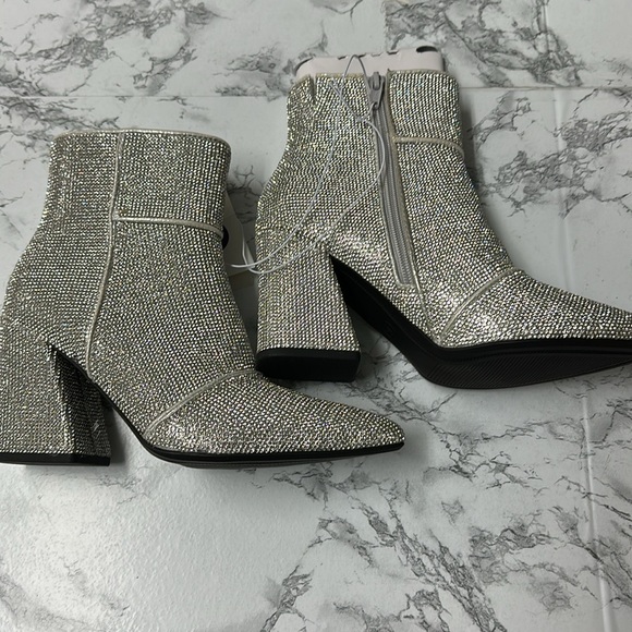 A New Day Women’s Cailin Silver Glitter Ankle Boots Size 6 - Picture 6 of 16
